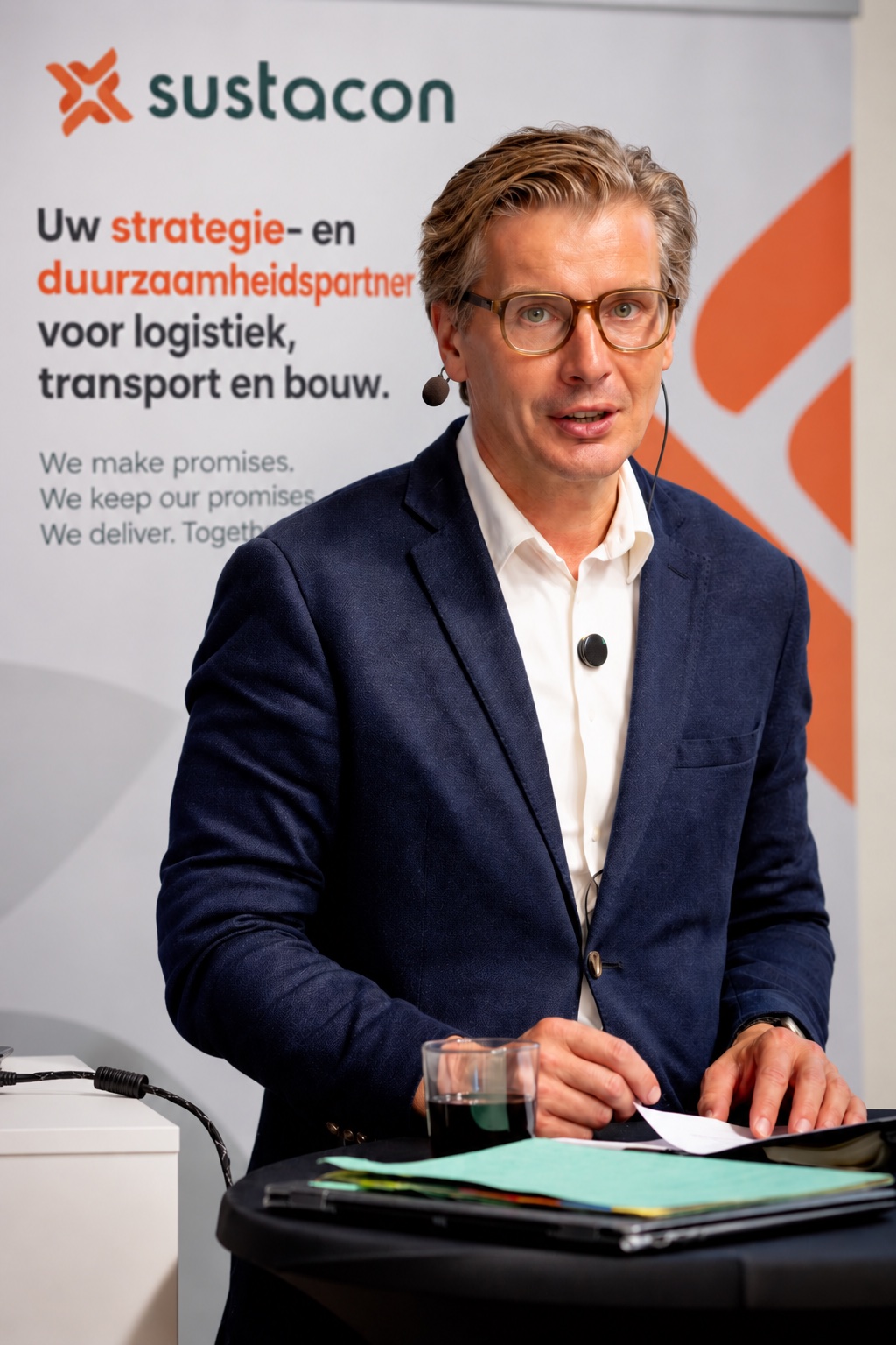 Hans Verboven aan het woord op een event van Sustacon